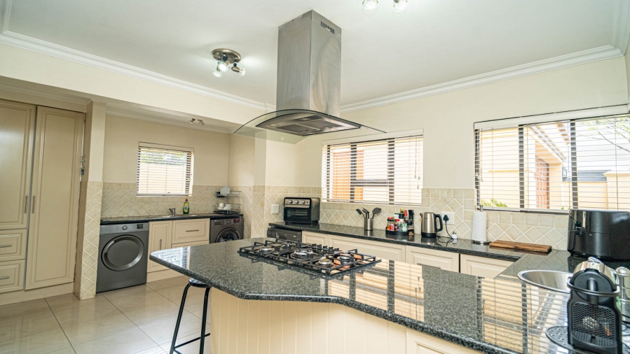 4 Bedroom Property for Sale in Dainfern Valley Gauteng