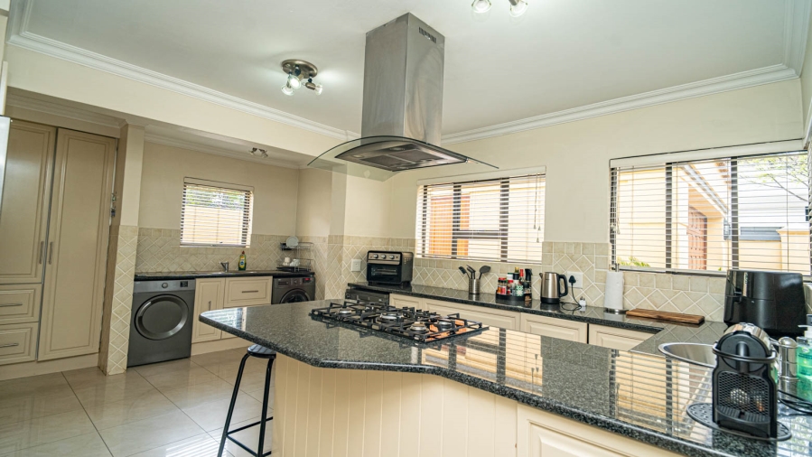 4 Bedroom Property for Sale in Dainfern Valley Gauteng