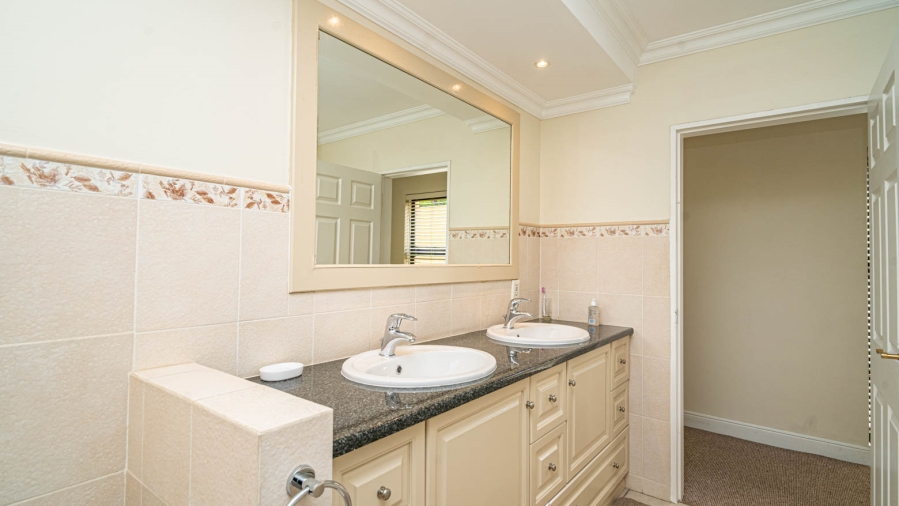 4 Bedroom Property for Sale in Dainfern Valley Gauteng