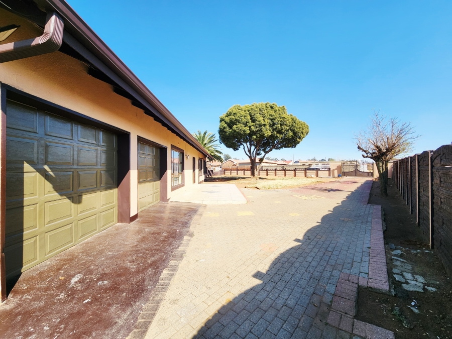 3 Bedroom Property for Sale in Meyerton Park Gauteng