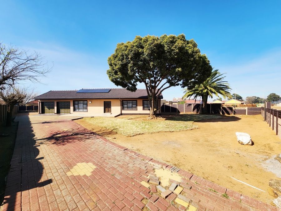 3 Bedroom Property for Sale in Meyerton Park Gauteng