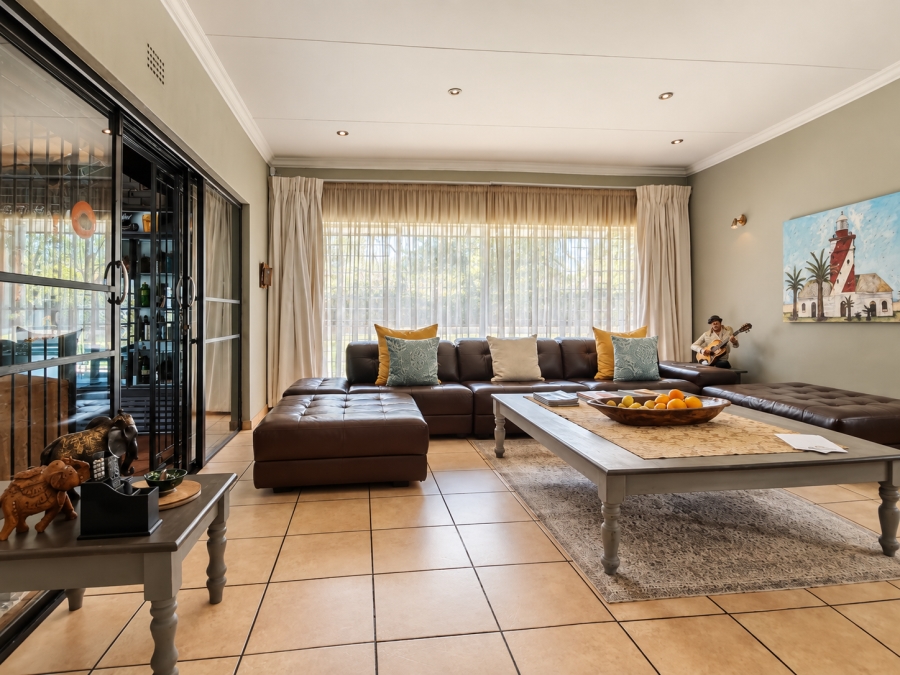 4 Bedroom Property for Sale in Three Rivers Gauteng
