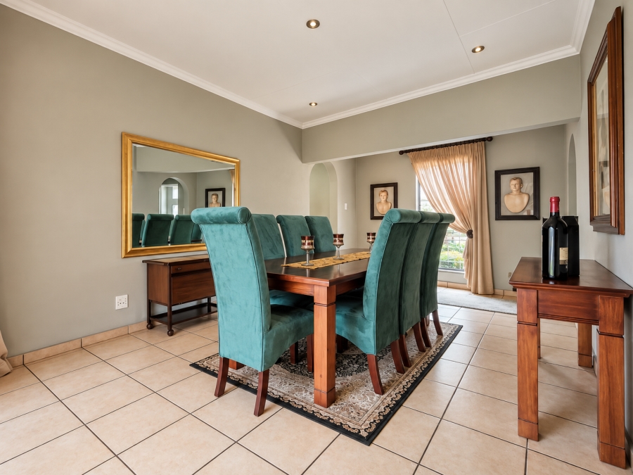 4 Bedroom Property for Sale in Three Rivers Gauteng