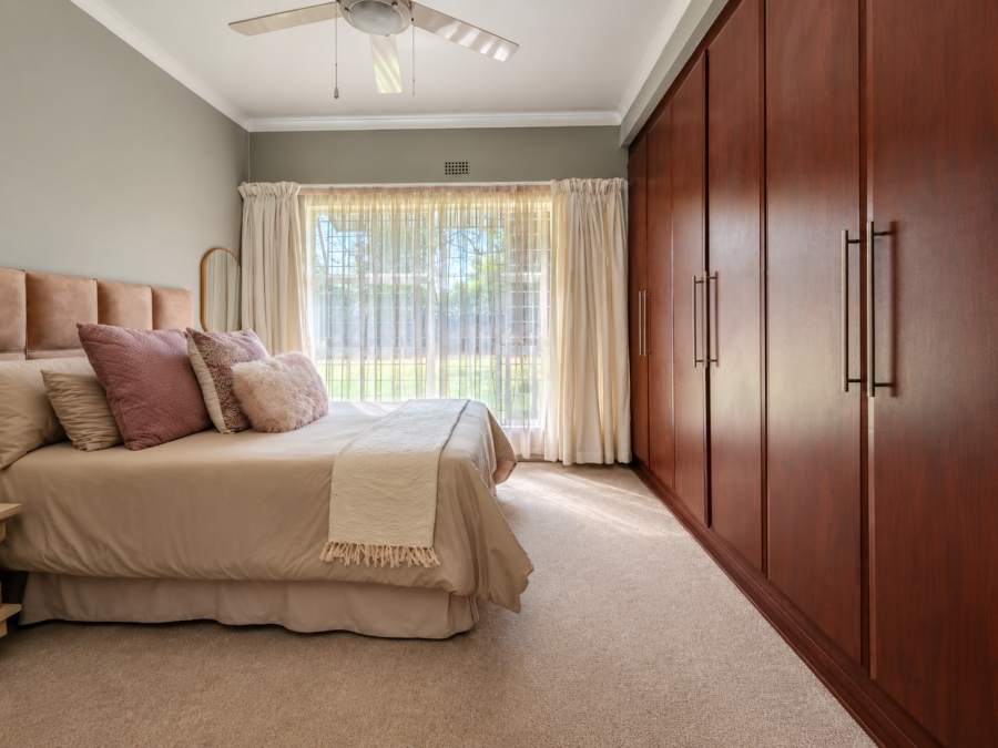 4 Bedroom Property for Sale in Three Rivers Gauteng