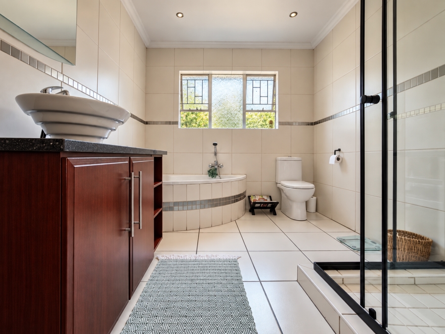 4 Bedroom Property for Sale in Three Rivers Gauteng
