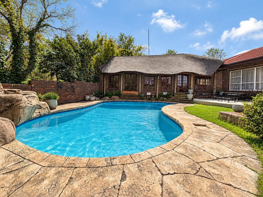 4 Bedroom Property for Sale in Three Rivers Gauteng
