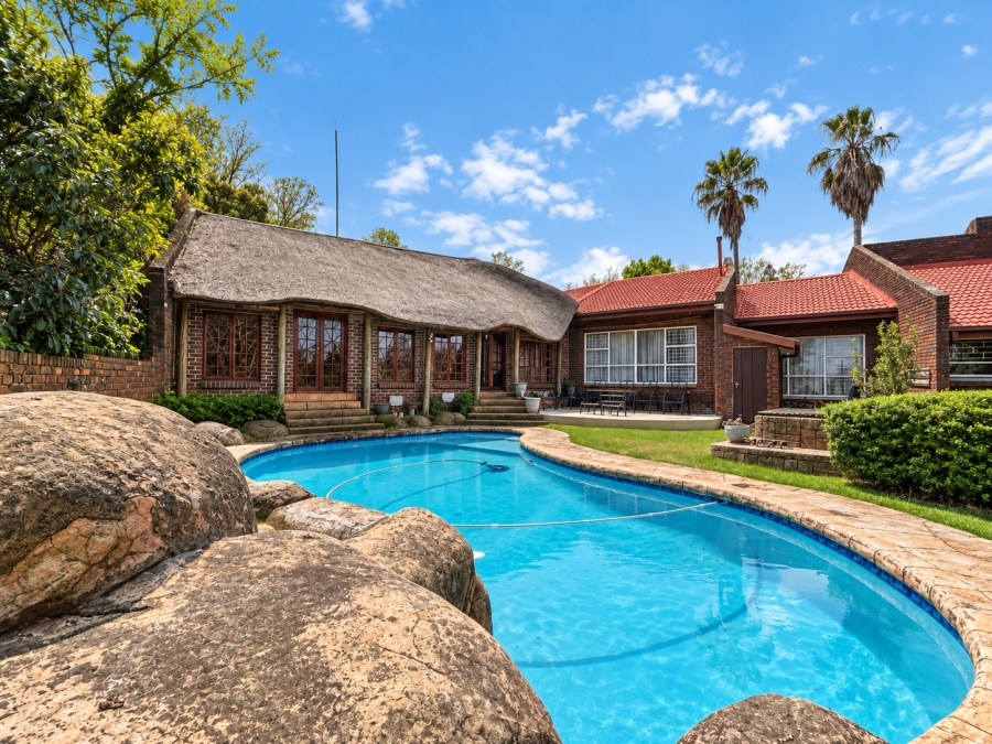 4 Bedroom Property for Sale in Three Rivers Gauteng