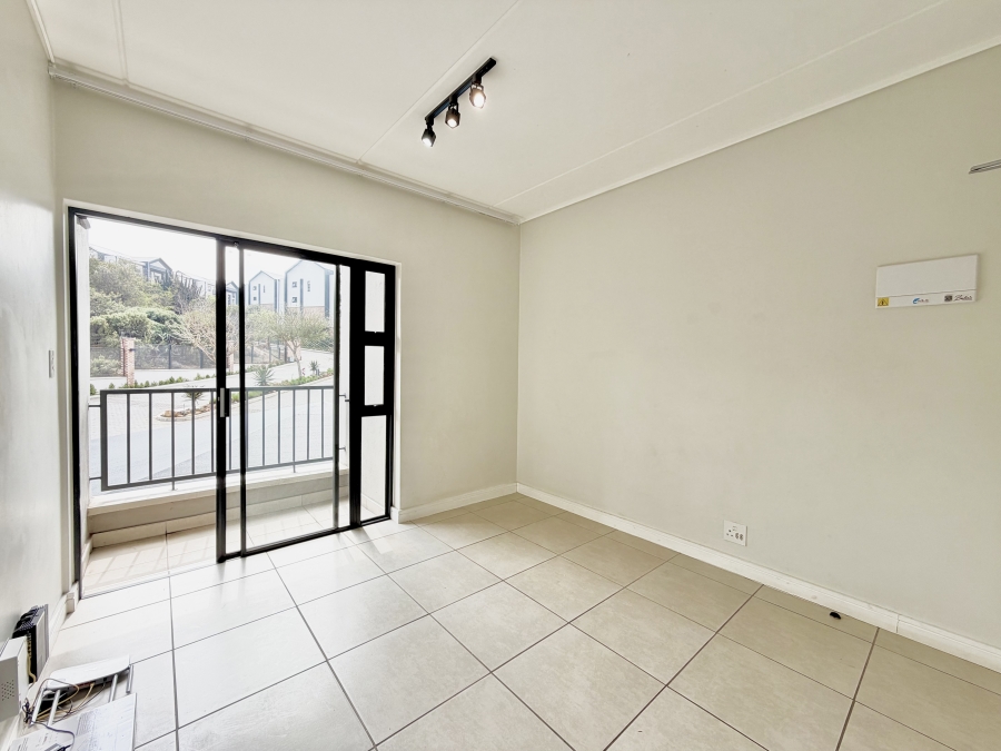 1 Bedroom Property for Sale in Mulbarton Gauteng