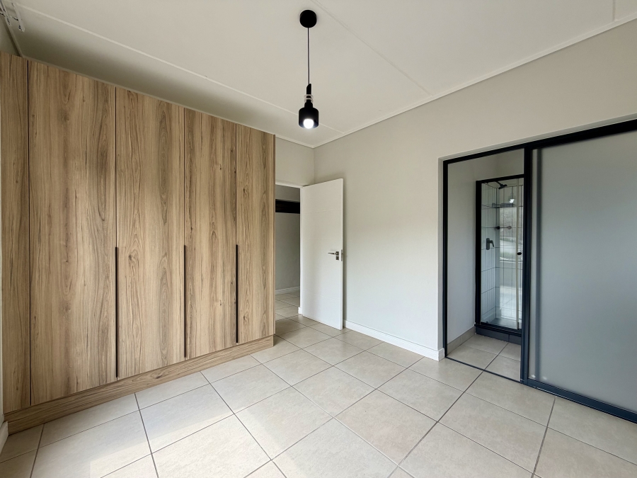1 Bedroom Property for Sale in Mulbarton Gauteng