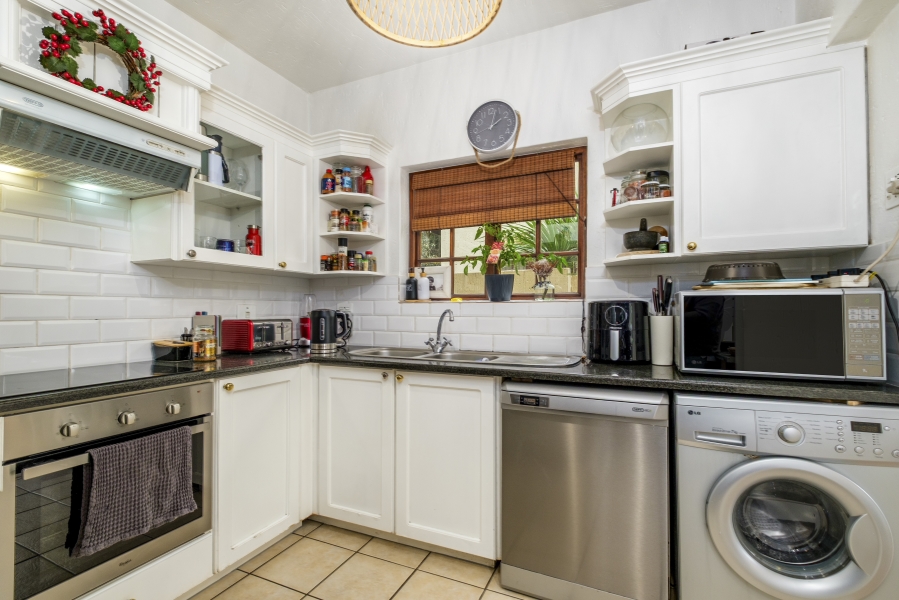 2 Bedroom Property for Sale in Paulshof Gauteng