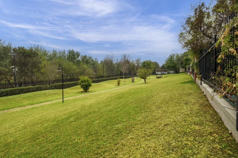 2 Bedroom Property for Sale in Paulshof Gauteng
