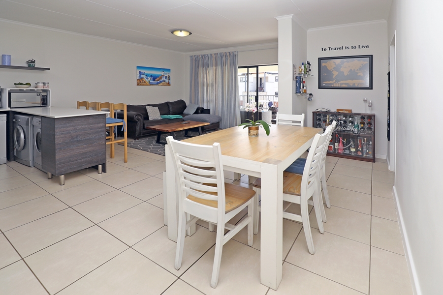 2 Bedroom Property for Sale in Greenstone Hill Gauteng