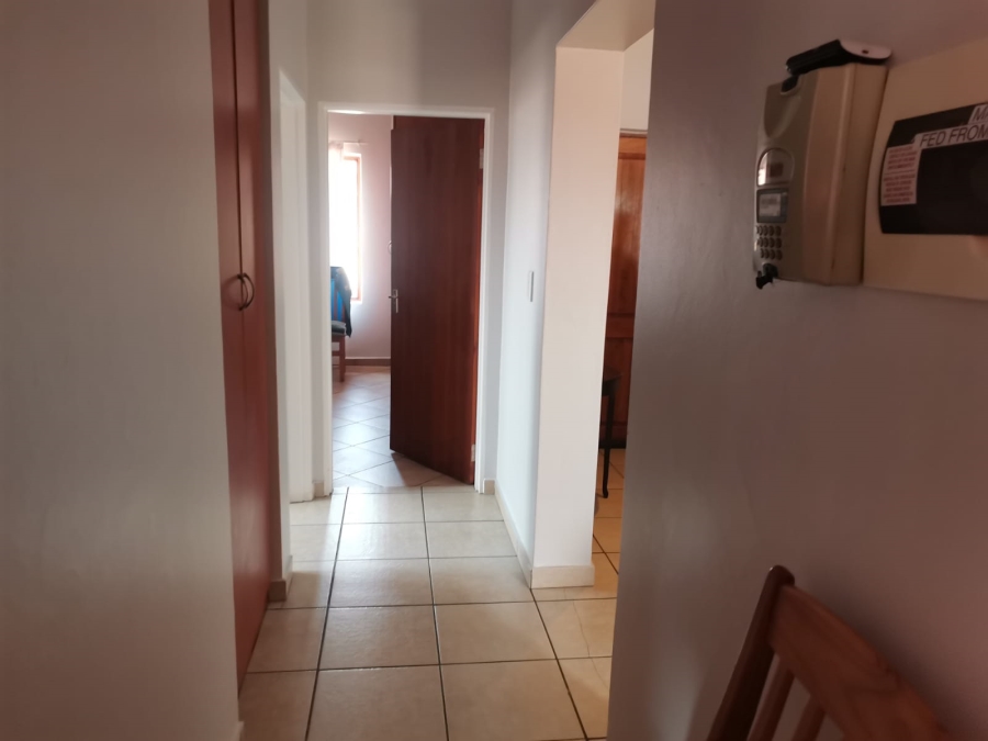 2 Bedroom Property for Sale in Sonneveld Gauteng