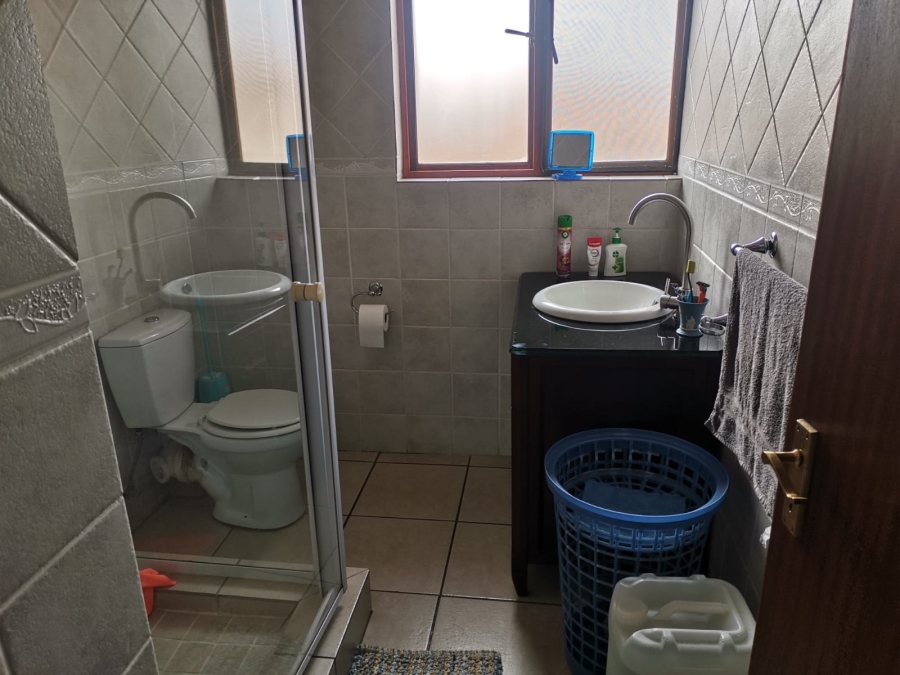 2 Bedroom Property for Sale in Sonneveld Gauteng