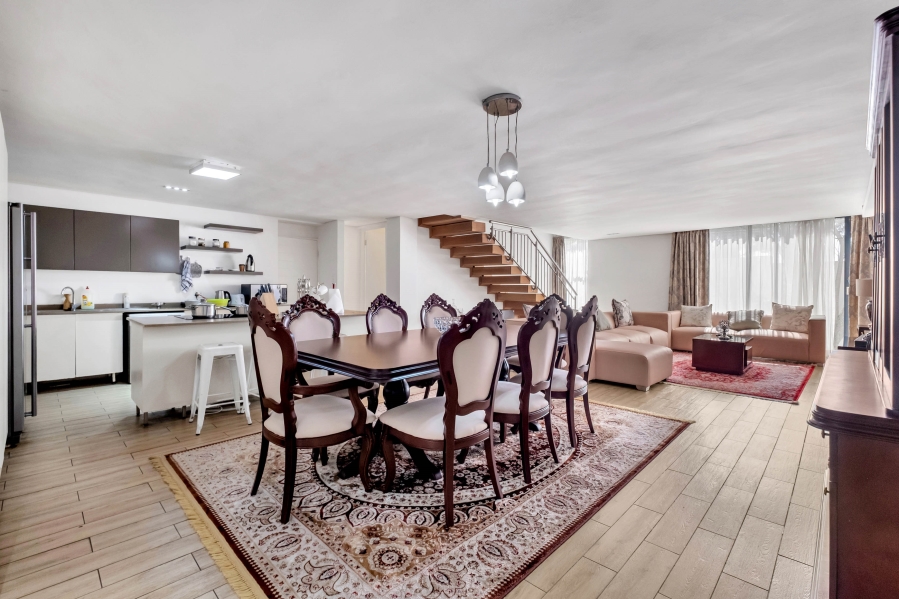 5 Bedroom Property for Sale in Morningside Gauteng