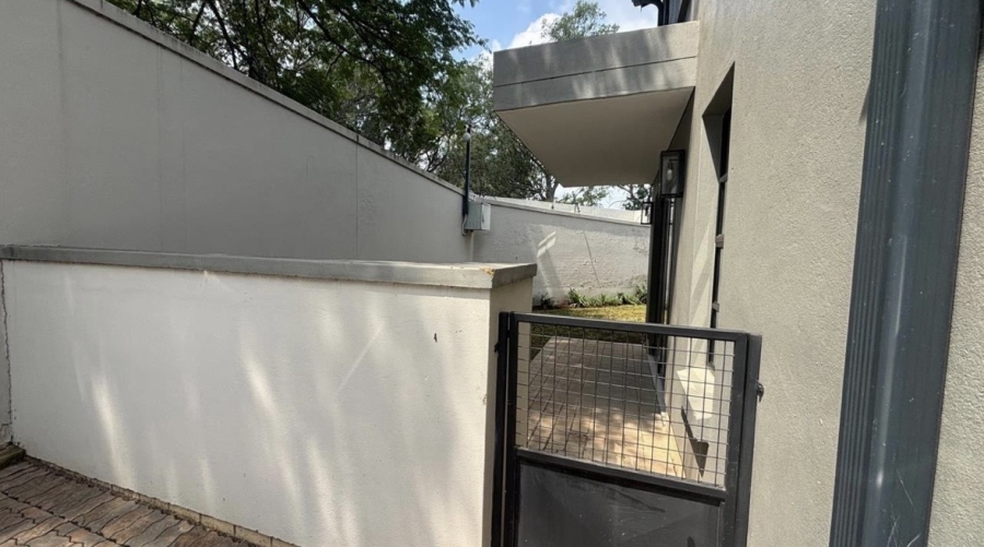 To Let 3 Bedroom Property for Rent in Bryanston Gauteng