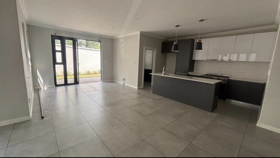To Let 3 Bedroom Property for Rent in Bryanston Gauteng