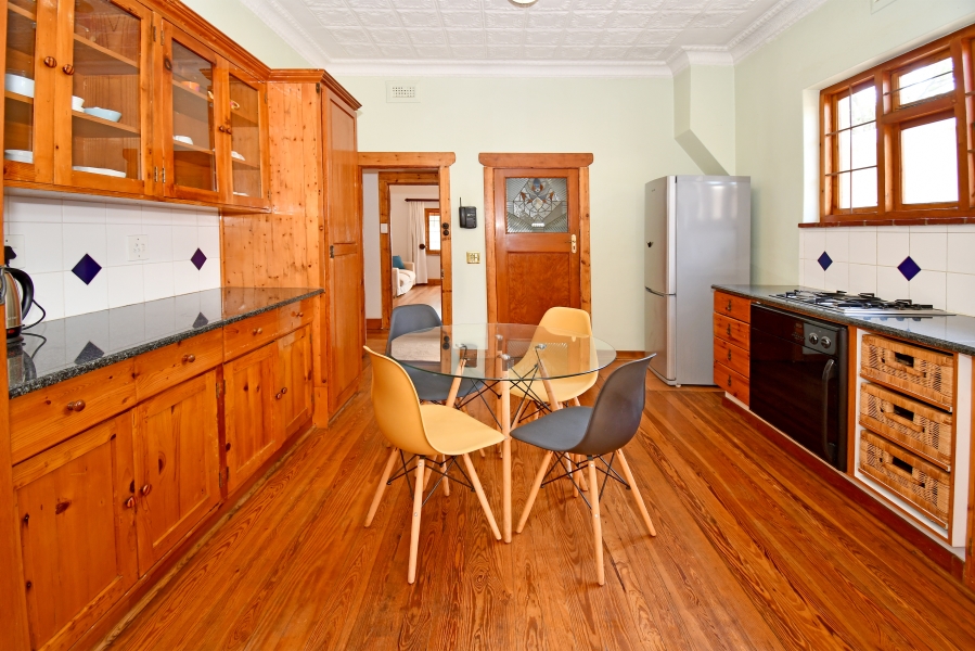 To Let 2 Bedroom Property for Rent in Greenside Gauteng