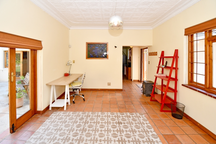 To Let 2 Bedroom Property for Rent in Greenside Gauteng