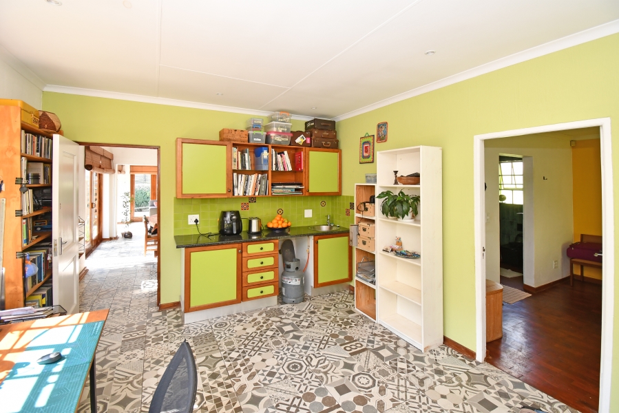 To Let 2 Bedroom Property for Rent in Greenside Gauteng