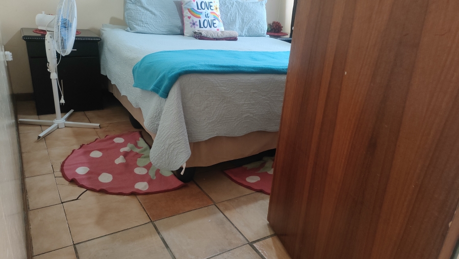 2 Bedroom Property for Sale in Silverton Gauteng