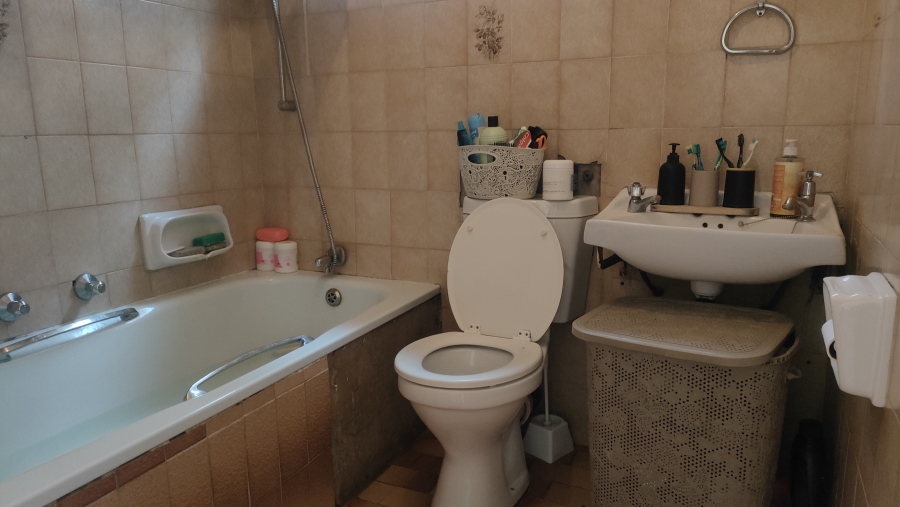 2 Bedroom Property for Sale in Silverton Gauteng
