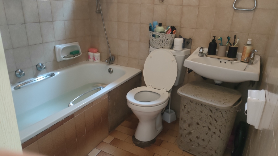 2 Bedroom Property for Sale in Silverton Gauteng