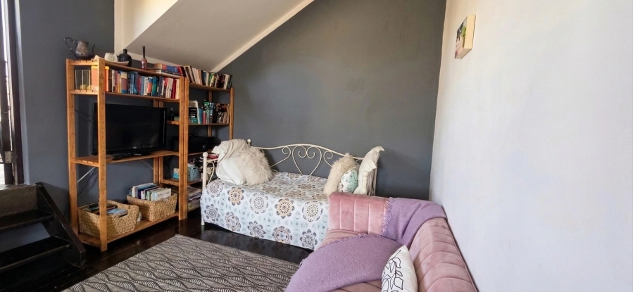 2 Bedroom Property for Sale in Pineslopes Gauteng