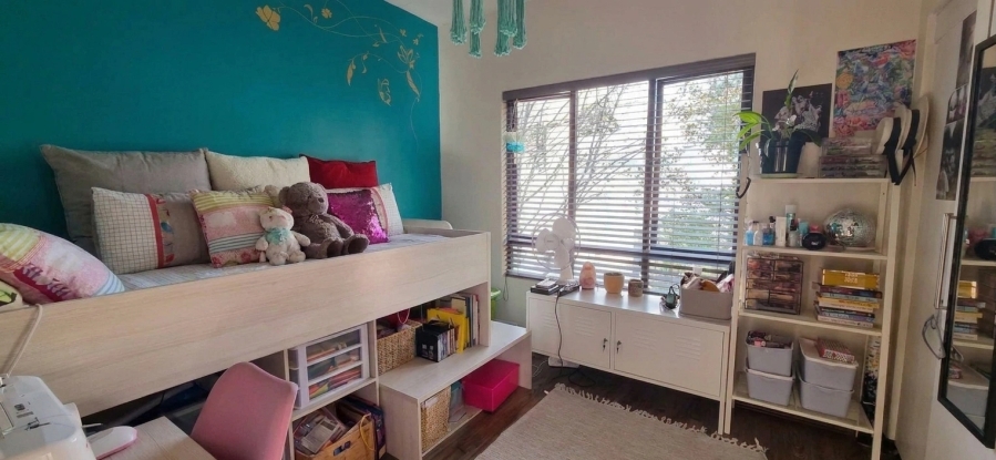 2 Bedroom Property for Sale in Pineslopes Gauteng