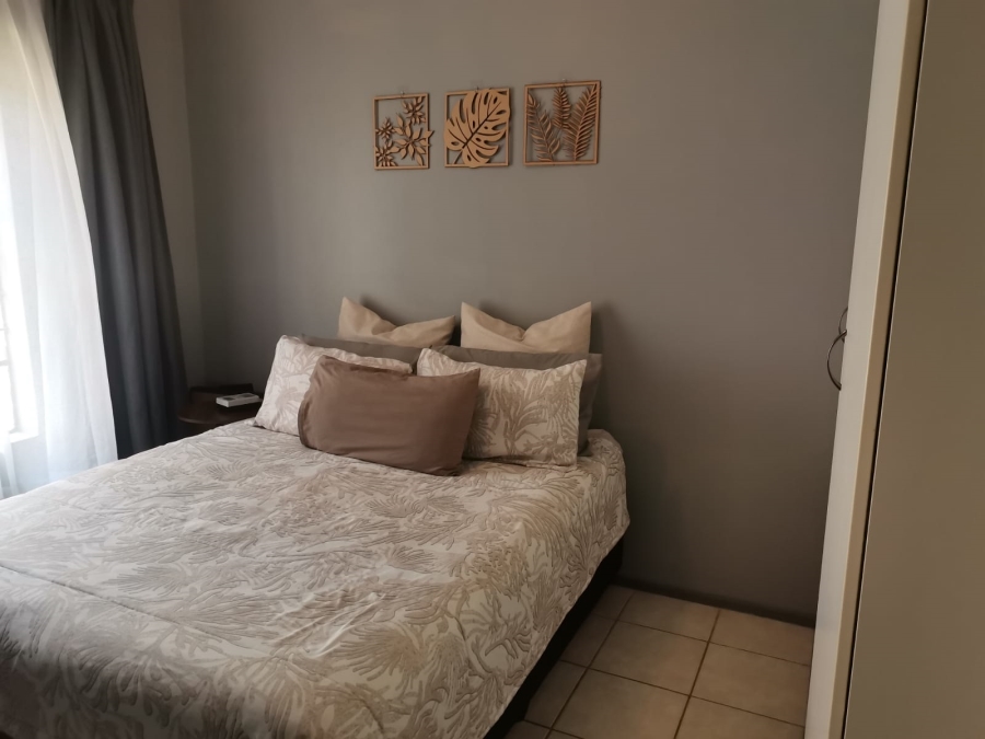 2 Bedroom Property for Sale in Sonneveld Gauteng