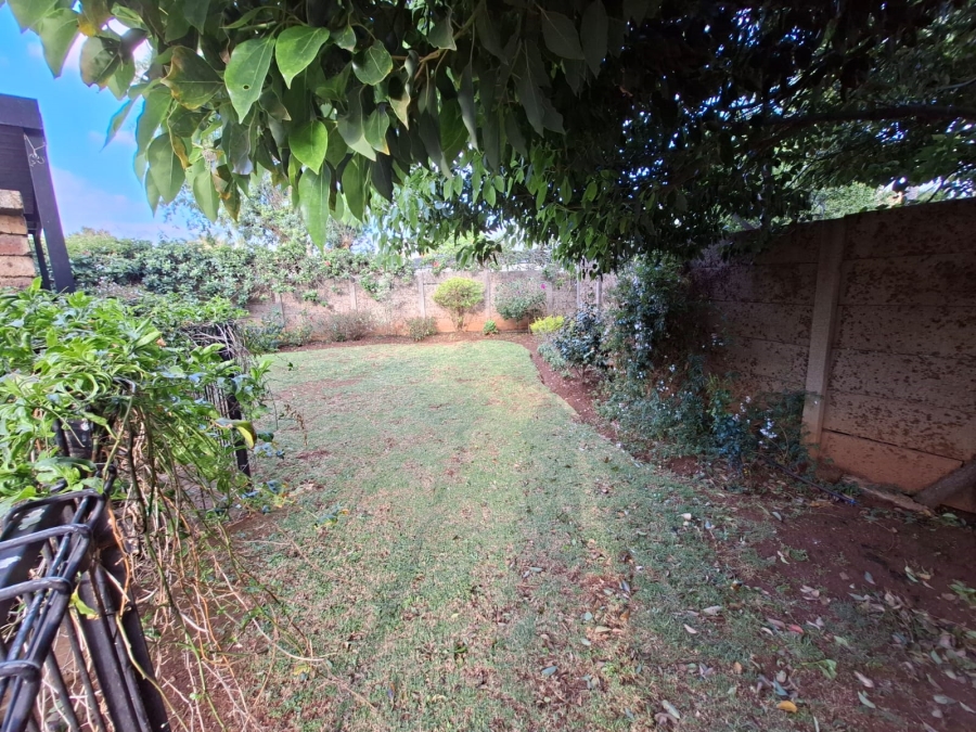 4 Bedroom Property for Sale in Glen Marais Gauteng