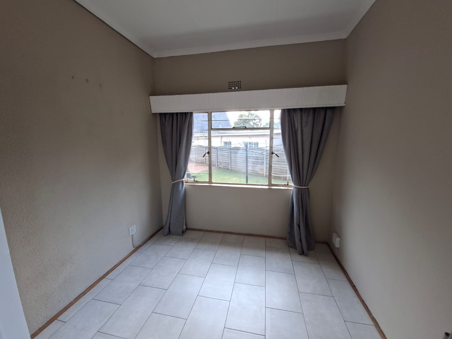 4 Bedroom Property for Sale in Glen Marais Gauteng