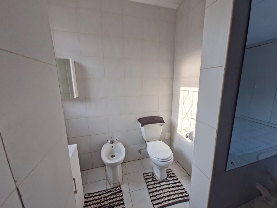 4 Bedroom Property for Sale in Glen Marais Gauteng