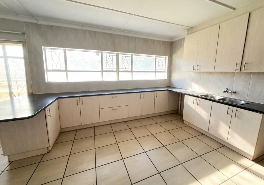 To Let 3 Bedroom Property for Rent in Arcon Park Gauteng