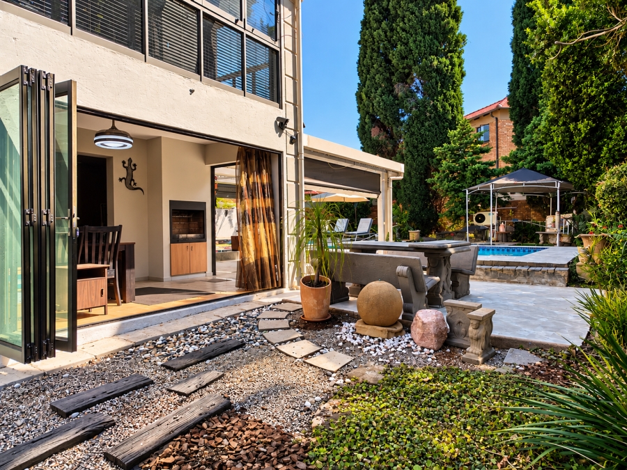 4 Bedroom Property for Sale in Willowbrook Gauteng