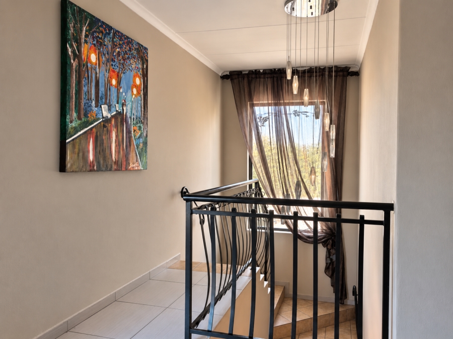 4 Bedroom Property for Sale in Willowbrook Gauteng