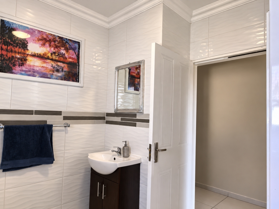 4 Bedroom Property for Sale in Willowbrook Gauteng