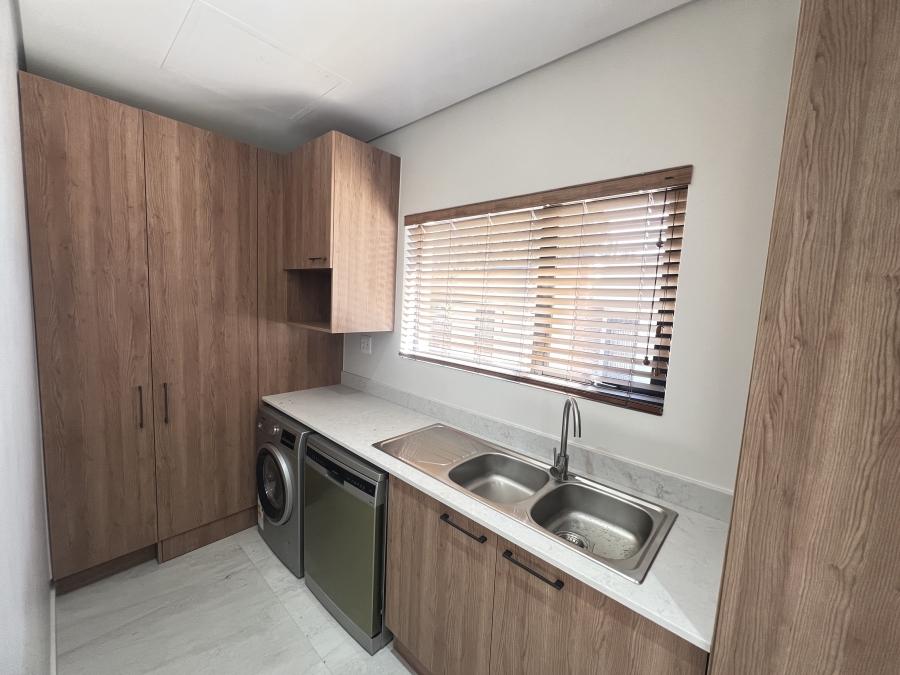 To Let 2 Bedroom Property for Rent in Carlswald Gauteng