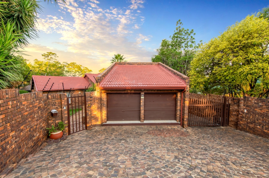 3 Bedroom Property for Sale in Paulshof Gauteng