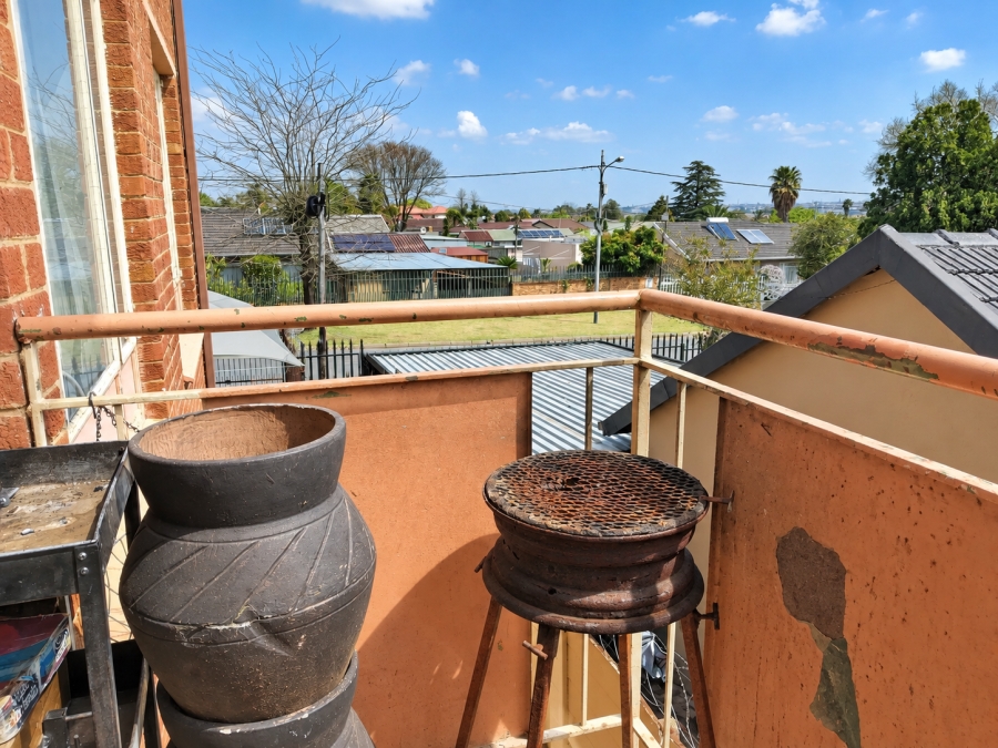 2 Bedroom Property for Sale in Witpoortjie Gauteng
