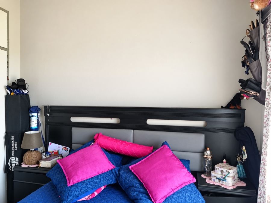 2 Bedroom Property for Sale in Witpoortjie Gauteng