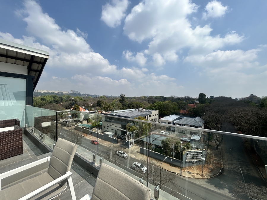 To Let 2 Bedroom Property for Rent in Houghton Estate Gauteng