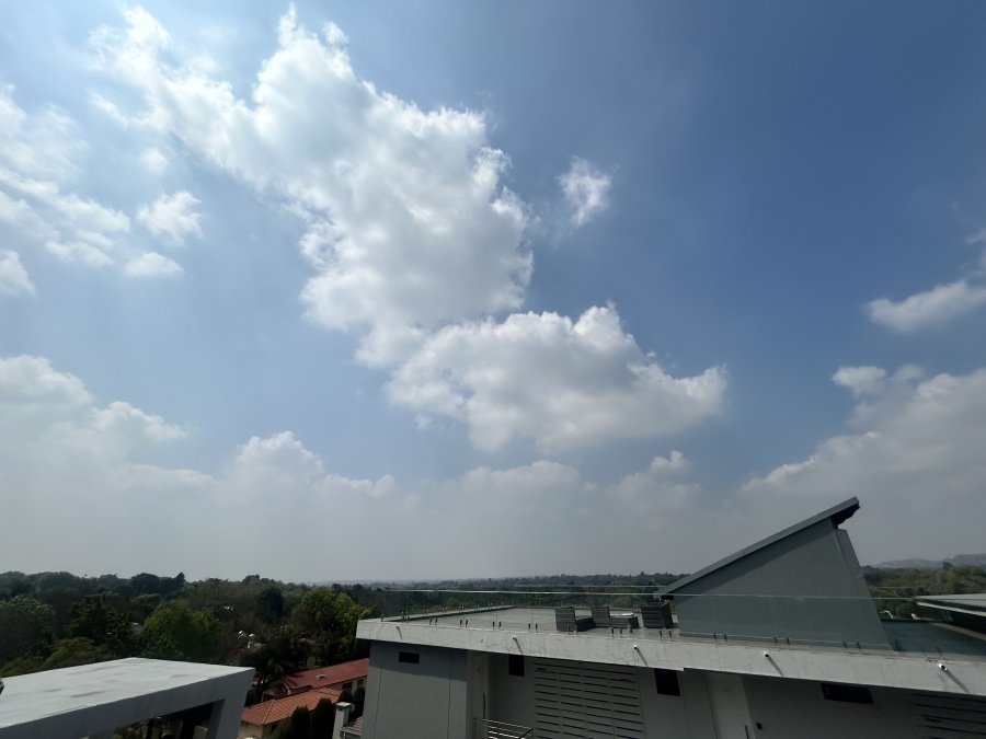 To Let 2 Bedroom Property for Rent in Houghton Estate Gauteng