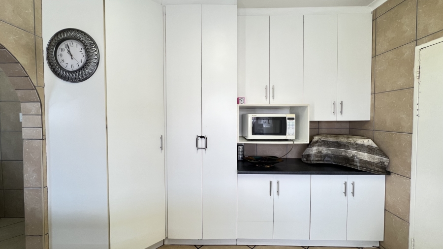 3 Bedroom Property for Sale in Greenhills Gauteng