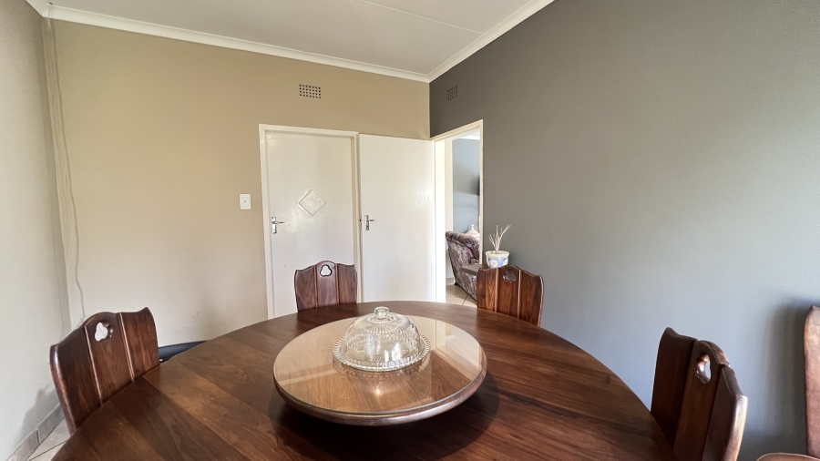 3 Bedroom Property for Sale in Greenhills Gauteng