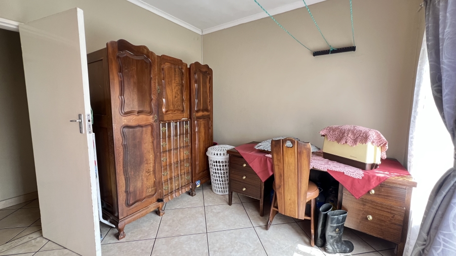 3 Bedroom Property for Sale in Greenhills Gauteng