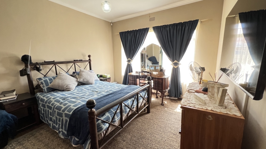 3 Bedroom Property for Sale in Greenhills Gauteng