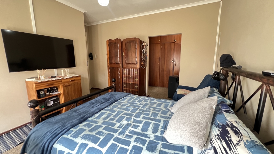 3 Bedroom Property for Sale in Greenhills Gauteng