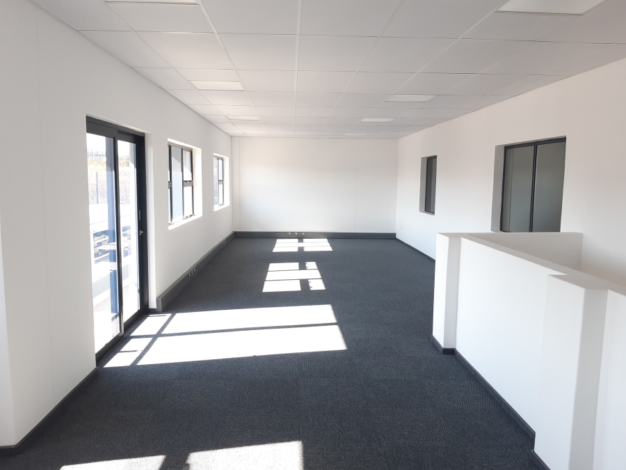 To Let Commercial Property for Rent in Longlake Gauteng