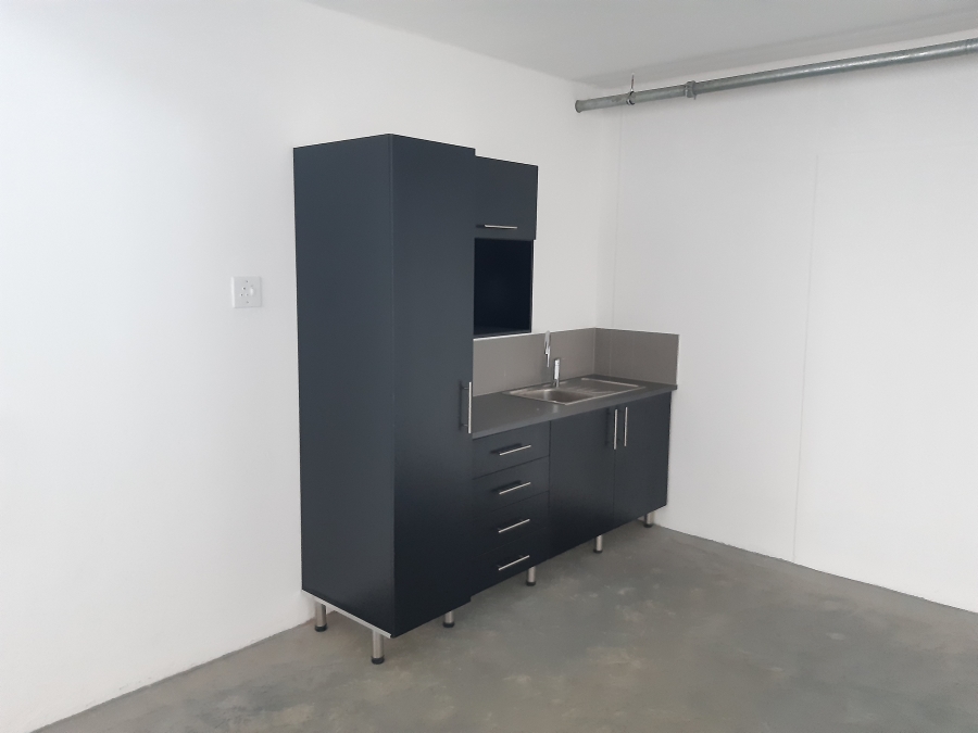 To Let Commercial Property for Rent in Longlake Gauteng